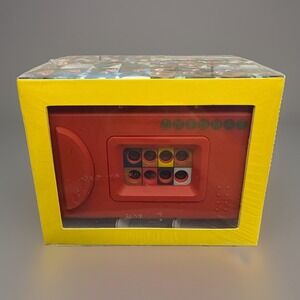Lomography Oktomat 35mm Film Camera 8 Lens Sequential Photography NEW IN BOX!